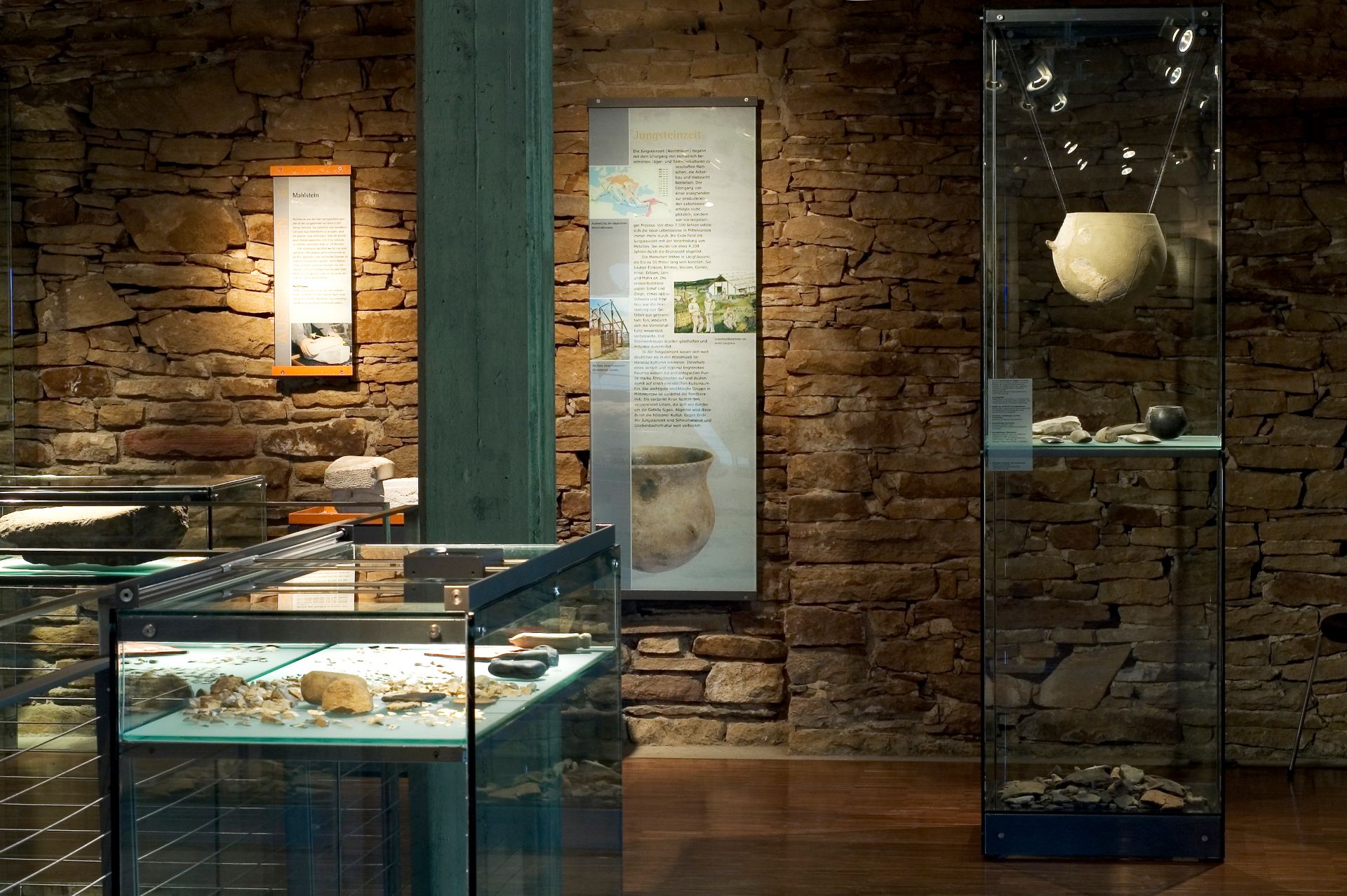 Het Archeologisch Museum Hagen is gevestigd in de waterburcht van Werdringen.