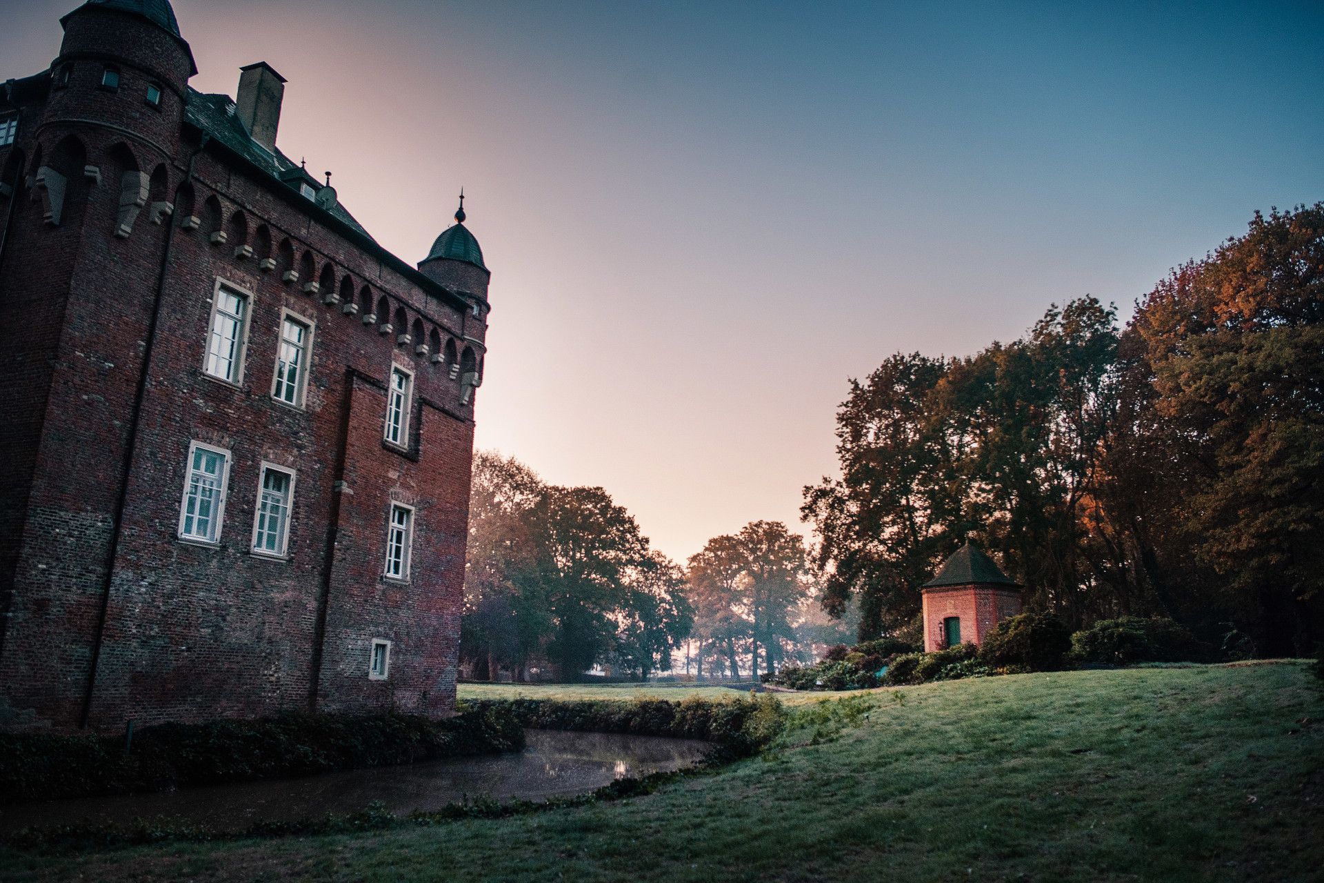 Kasteel Loersfeld, ochtendstemming