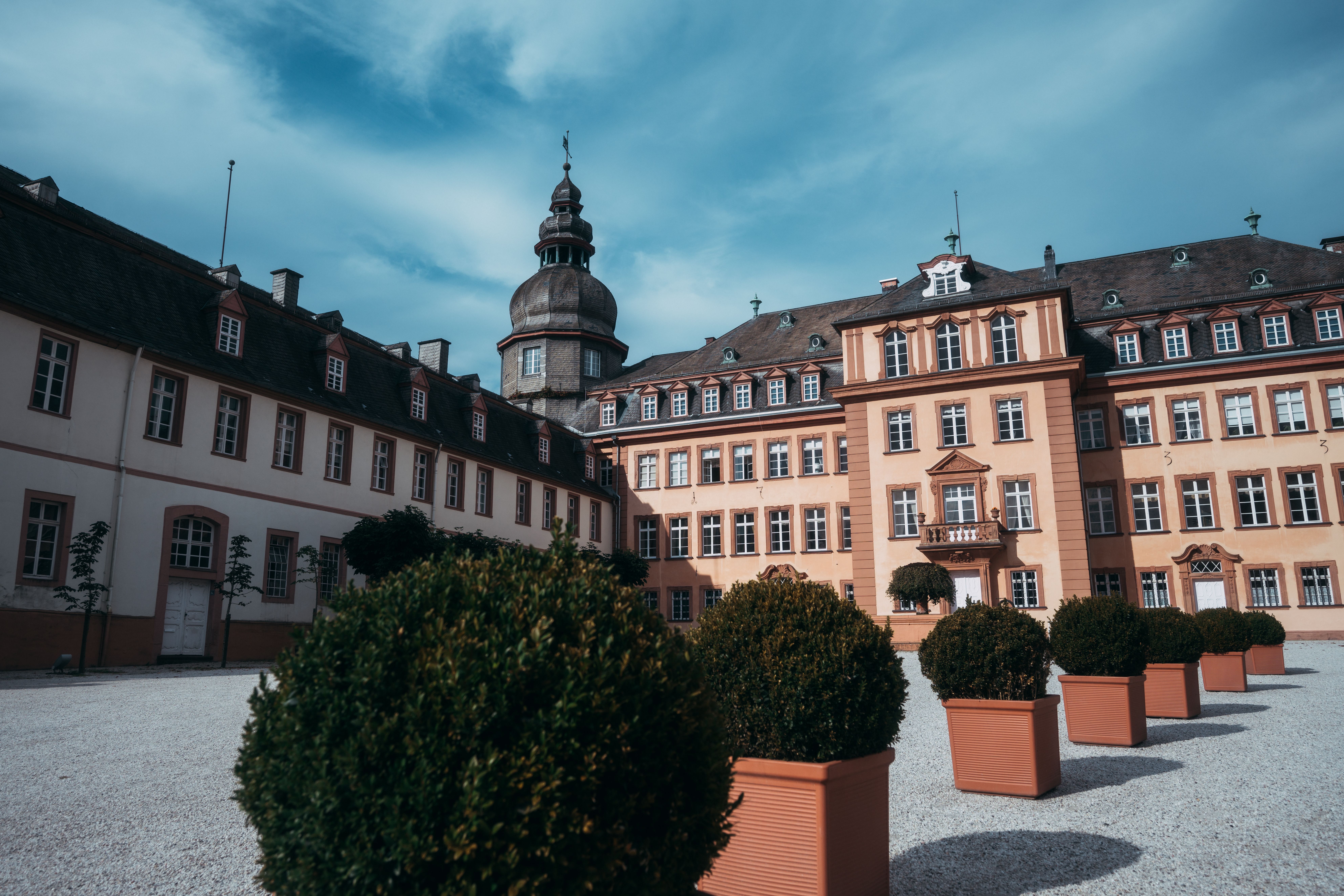 Kasteel Berleburg ligt in de dichtstbeboste regio van Duitsland.