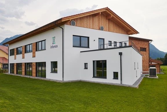Naar pagina infomax websolutions GmbH