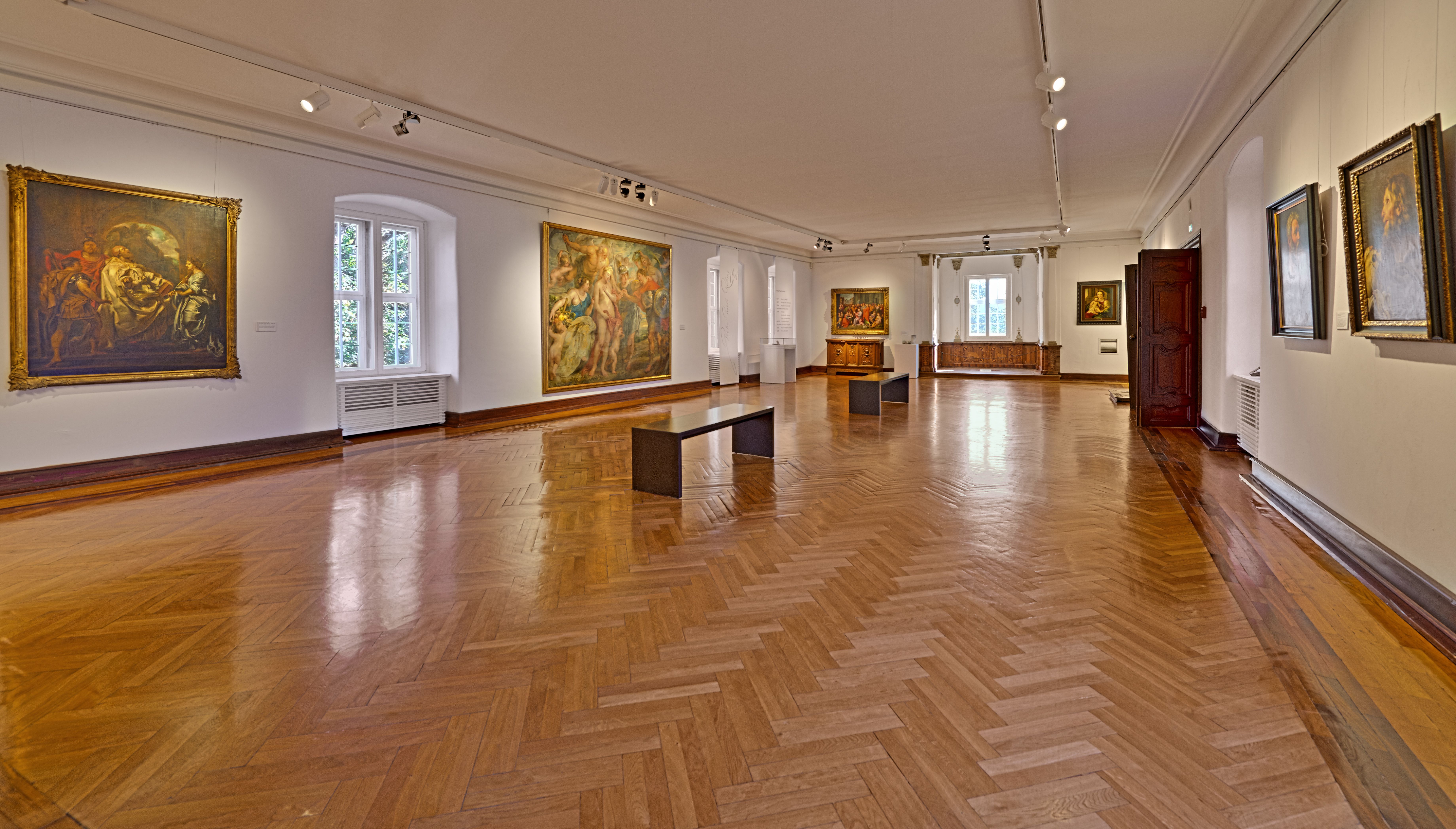 Een kamer in het Siegerland Museum in Siegen Upper Castle nodigt je uit om de regionale geschiedenis te ontdekken.