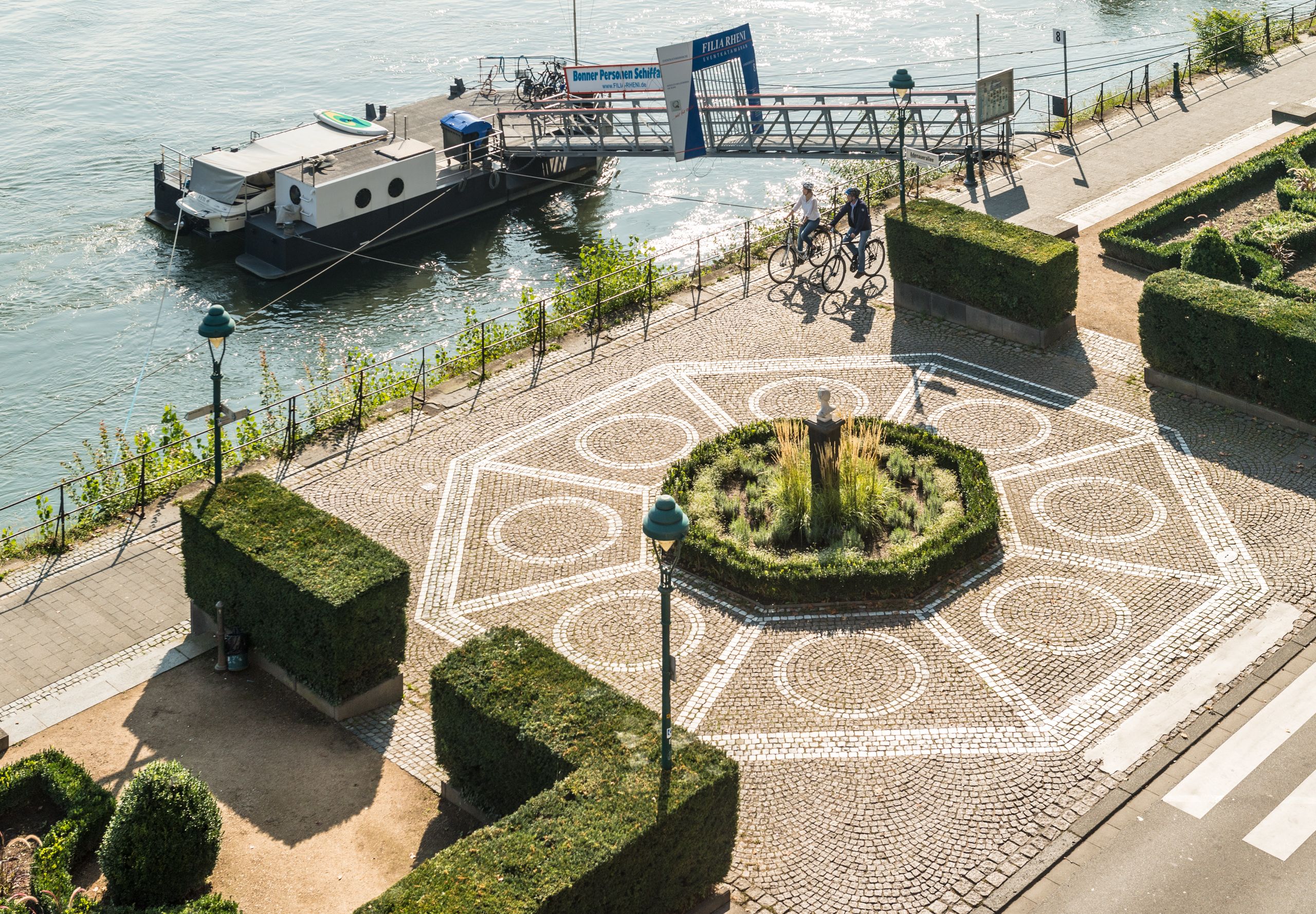 Rijnfietsroute – Veerboot bij Bonn