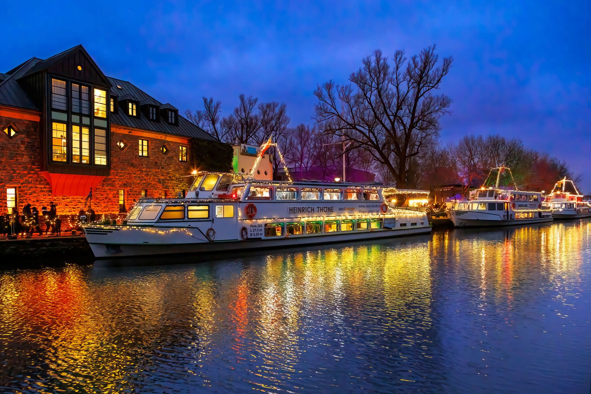 Naar pagina Mülheim schip Kerstmis