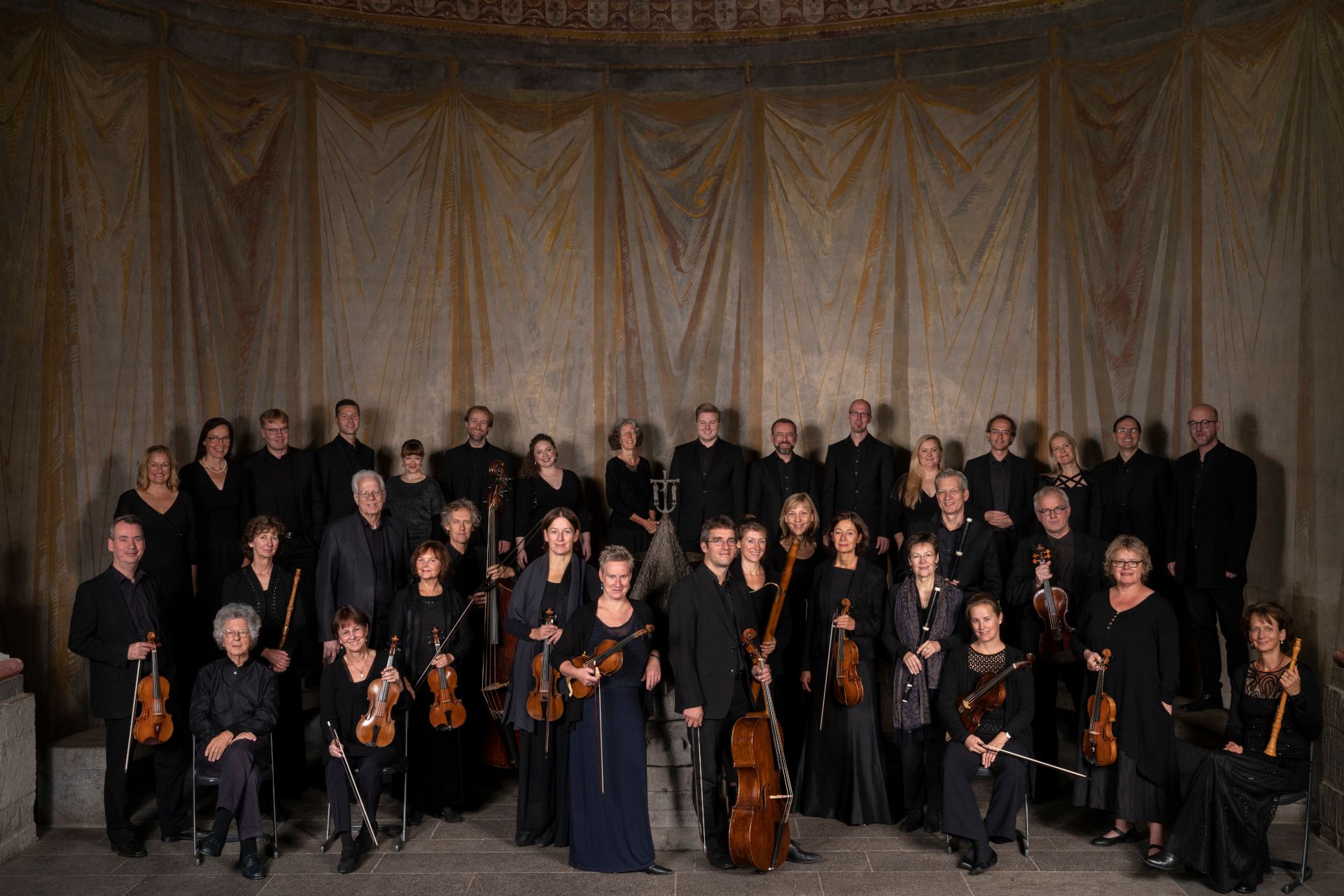 Het barokorkest Das Kleines Konzert treedt af en toe op samen met de Rheinische Kantorei.