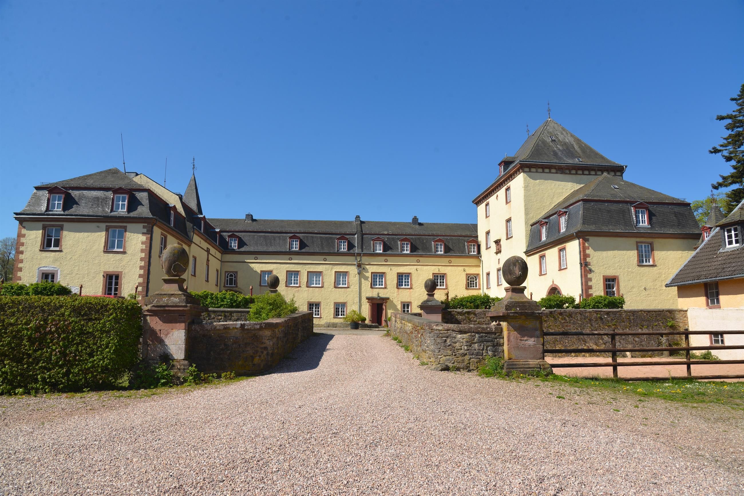 Vooraanzicht van Kasteel Schmidtheim