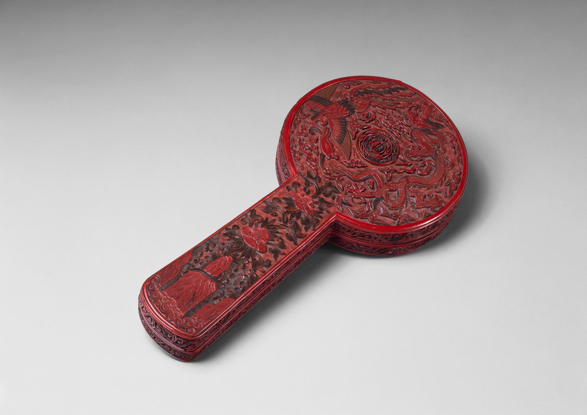 Keizerlijke spiegelkast, L 33,4 cm, Jiajing-periode (1522-1566)