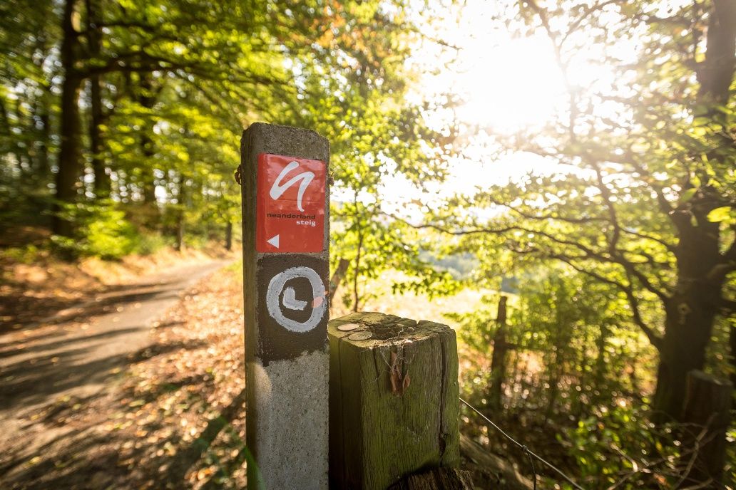 Waymarking van het neanderland STEIG