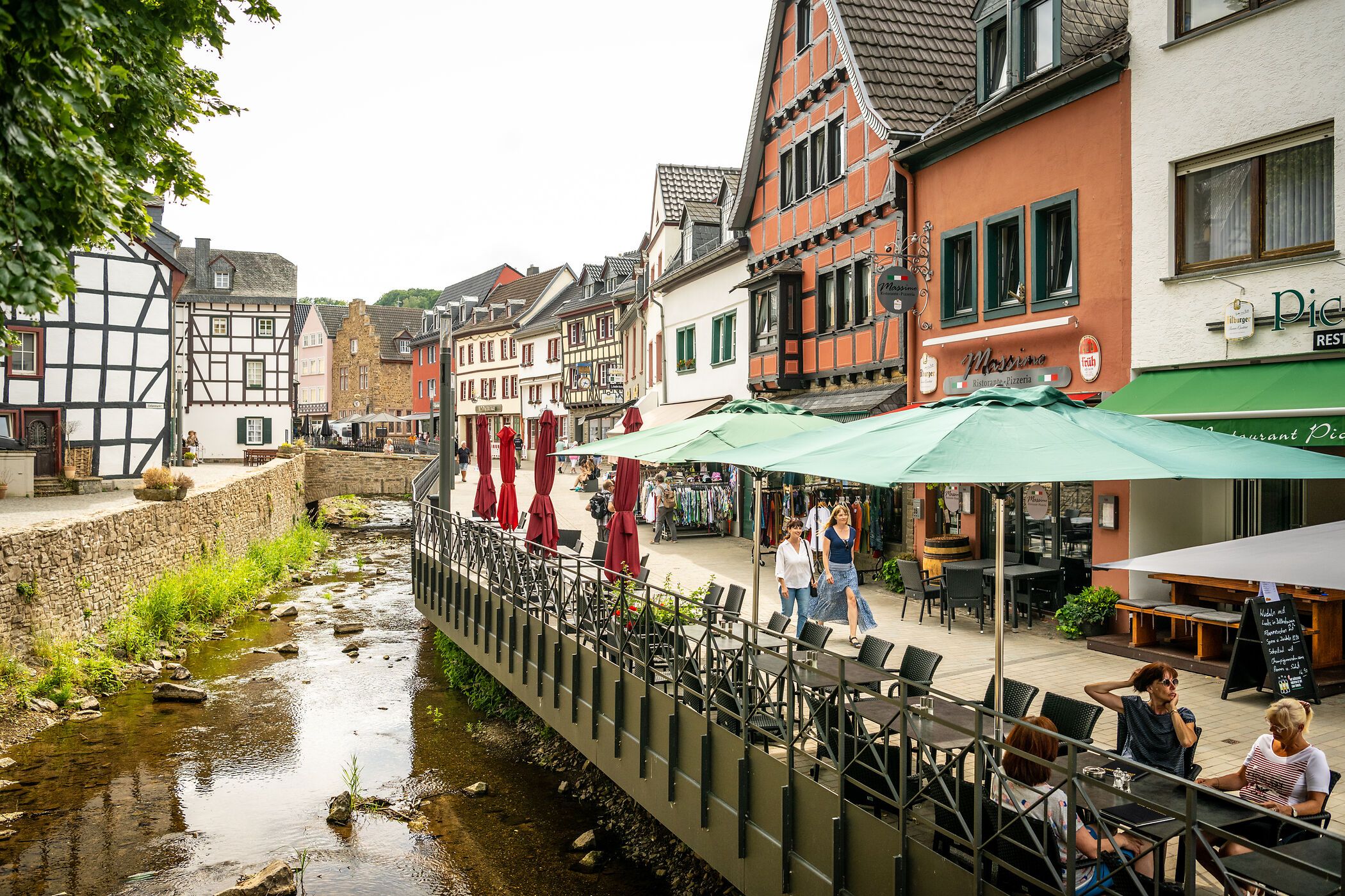 Bad Münstereifel, Stadtbummel im City-Outlet
