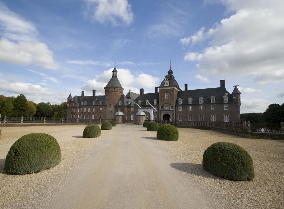 wasserburg-anholt-aussenaufnahme-hp_-c_romantik-parkhotel-wasserburg-anholt