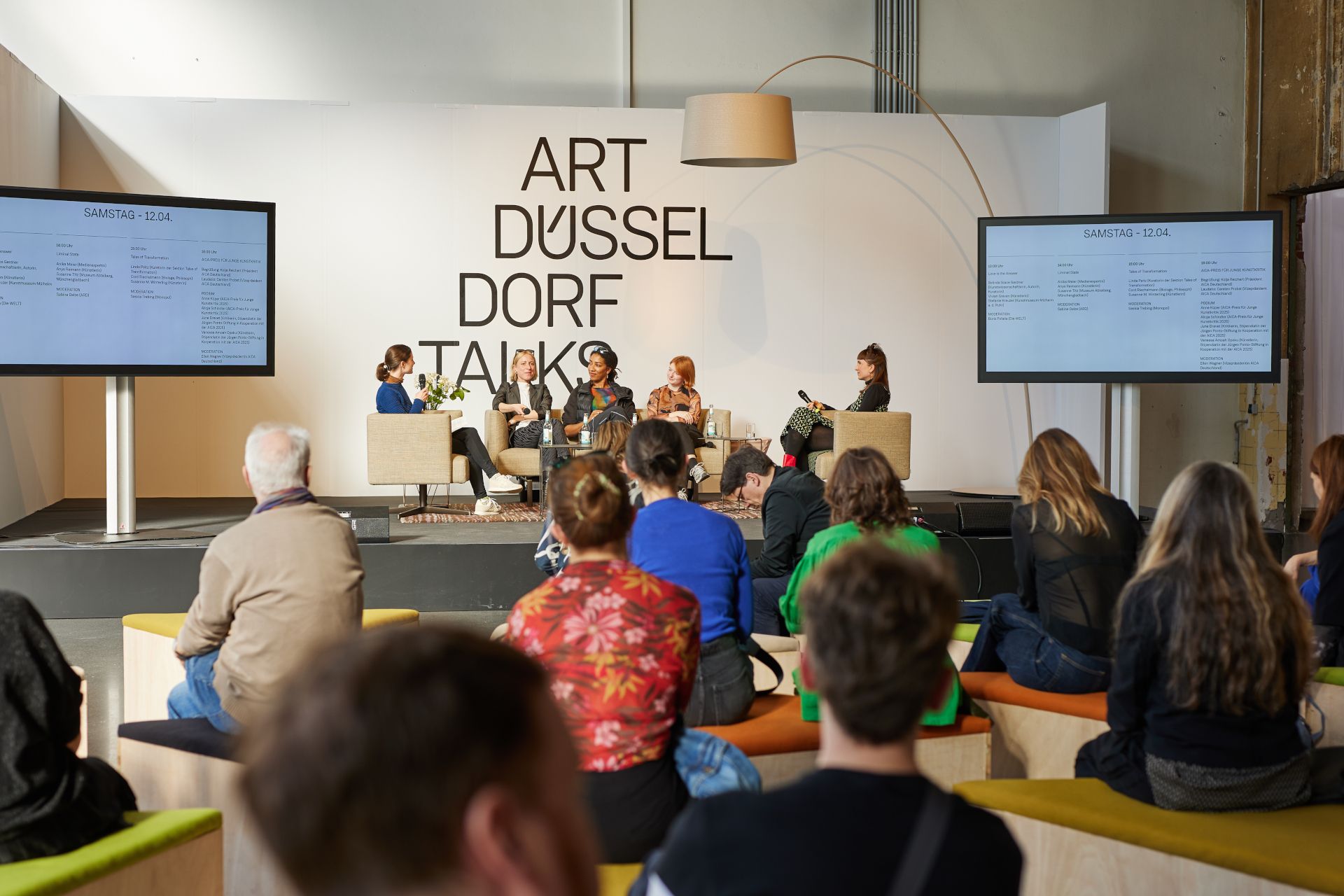 Ook discussiepanels over kunst behoren tot de vaste onderdelen van het programma van Art Düsseldorf