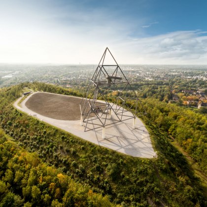 Luchtfoto van de Tetrahedron op een slakkenberg in Bottrop, © Dominik Ketz, Tourismus NRW e.V.