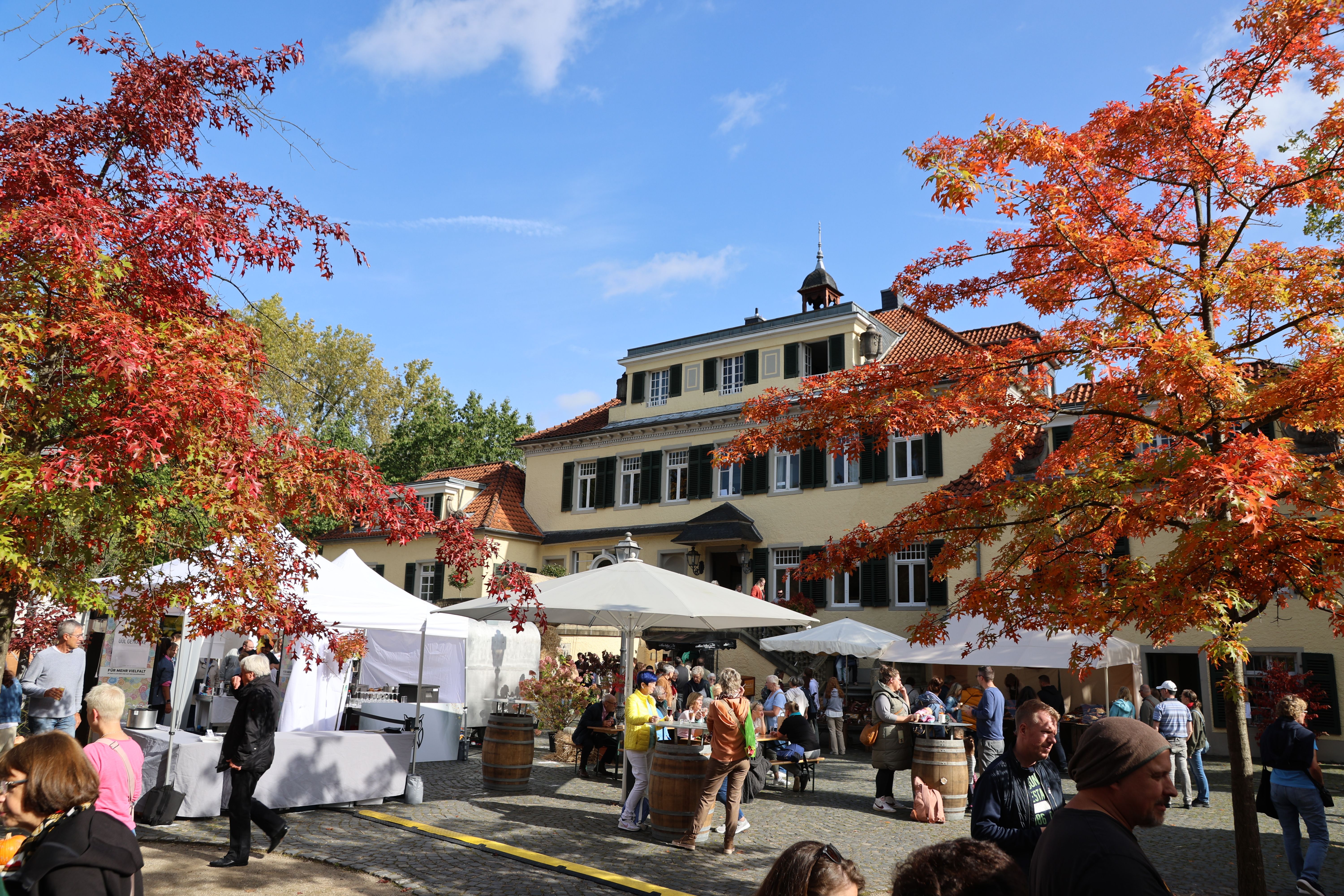 Naar pagina Herfstmarkt kasteel Eulenbroich