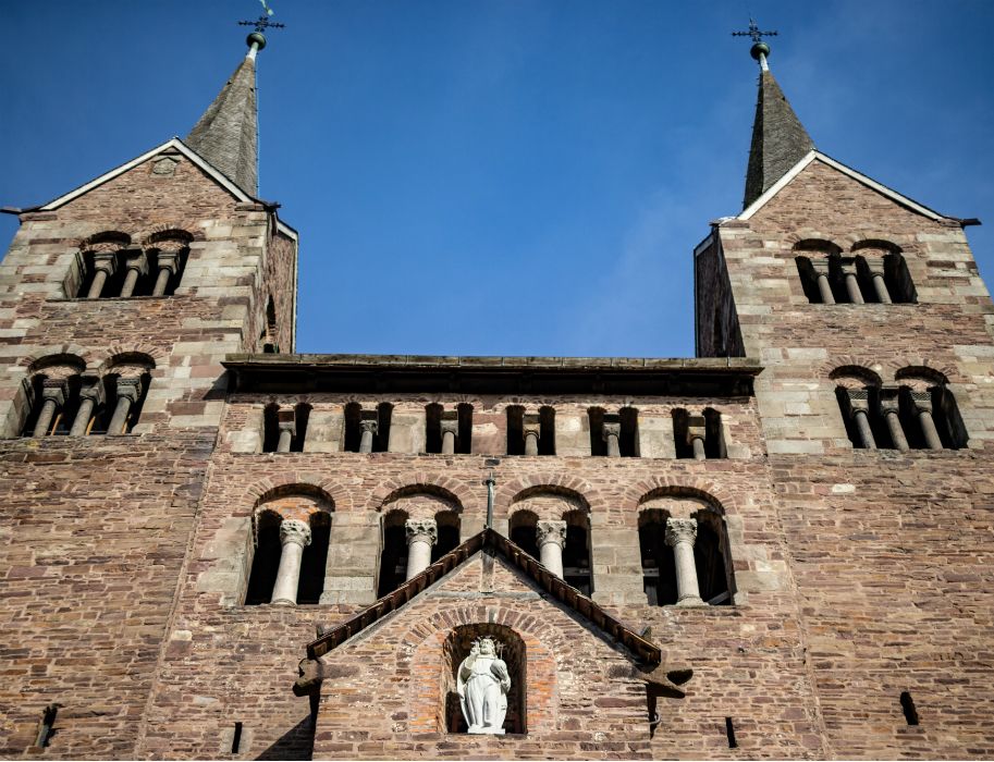 Torens van het klooster Corvey in Höxter