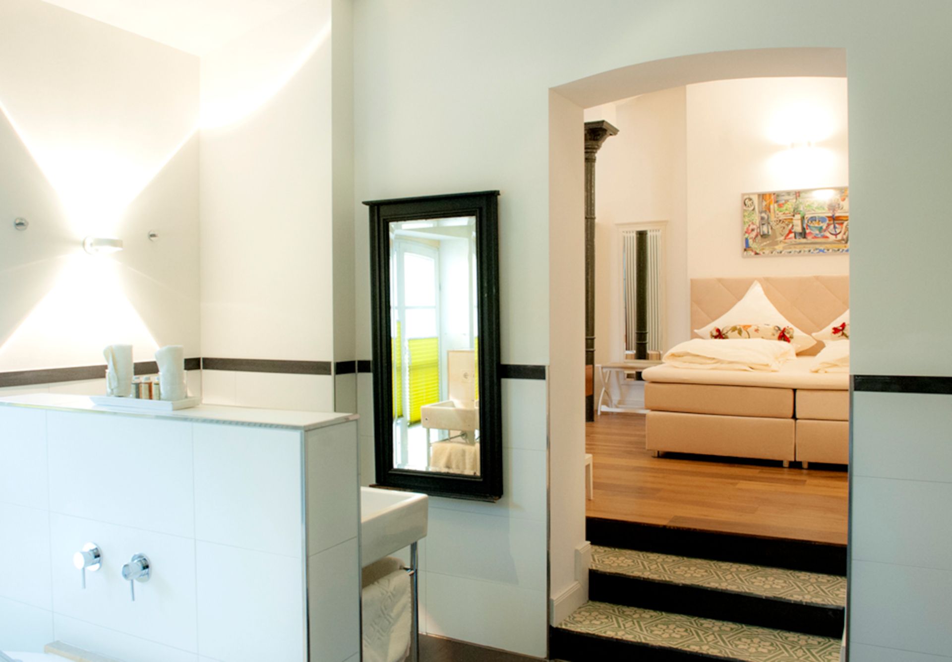 Vijf kamers zijn beschikbaar voor overnachtingen in het voormalige landhuis van Kasteel Flamersheim